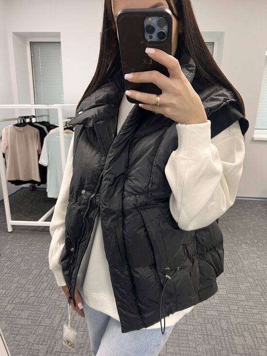 VESTES